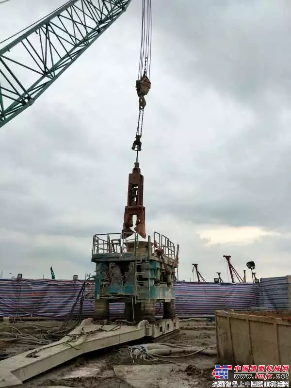 盾安重工全回转钻机为深圳恒大中心基坑支护工程目保驾护航