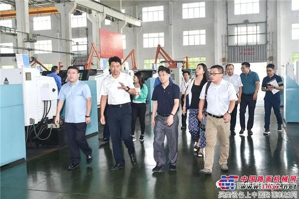 国家发革委国际合作中心副主任刘建兴一行调研方圆集团