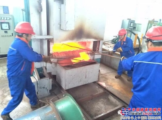 方圆集团金属制品公司强化意识服务下道工序