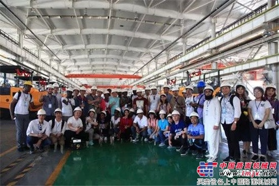 陕建机股份一次聘请38名“海外业务联络员” 