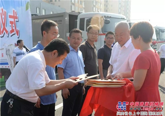 中联环境16辆压缩式垃圾车顺利交付 助力建设生态杨陵 
