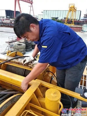 “都说服务在路上，在路上能走一个月！”客户的一句玩笑话，他当了真…… 