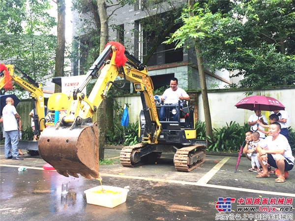 2018第二届成都微挖节举行 共商共建微挖行业秩序
