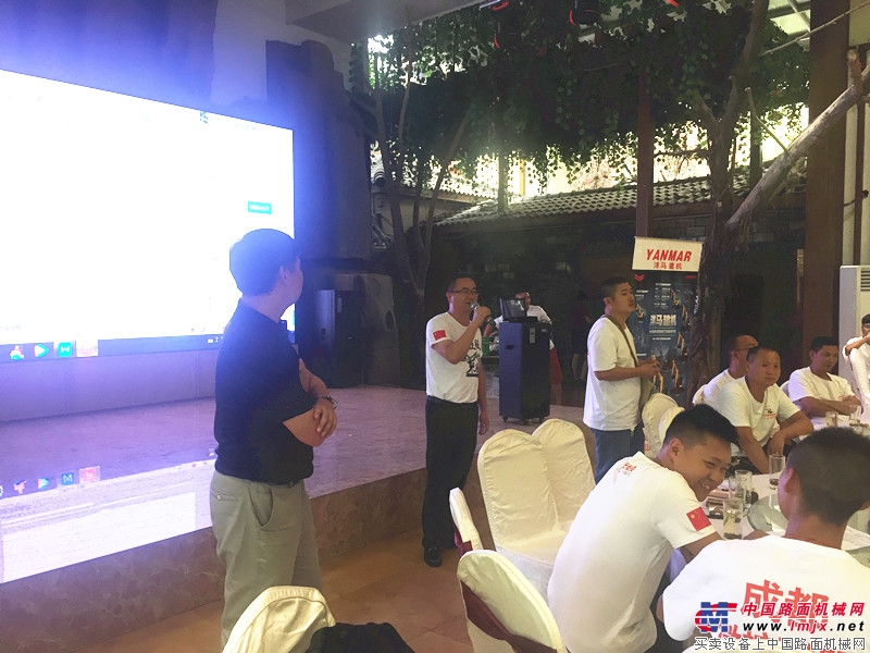 2018第二届成都微挖节举行 共商共建微挖行业秩序