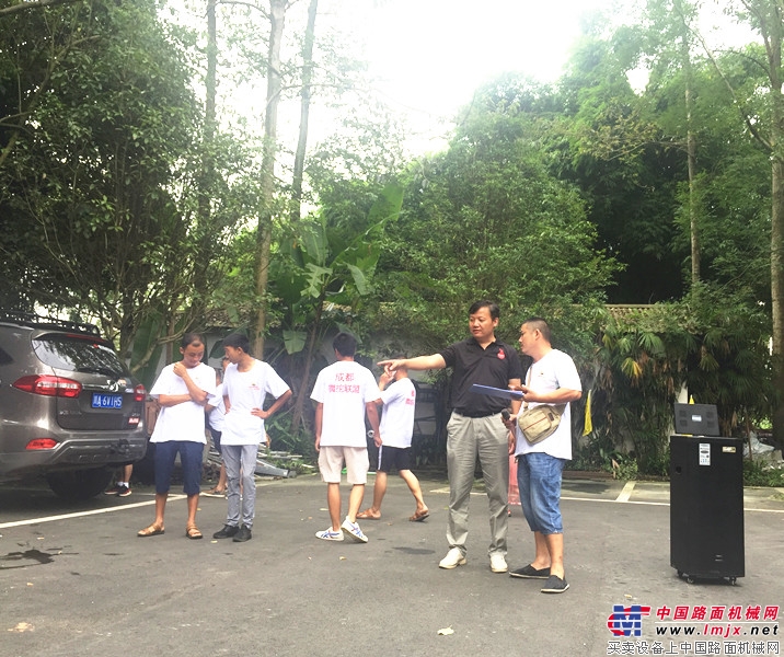 2018第二届成都微挖节举行 共商共建微挖行业秩序