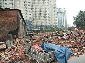 李楊所在的村莊正在進行拆遷