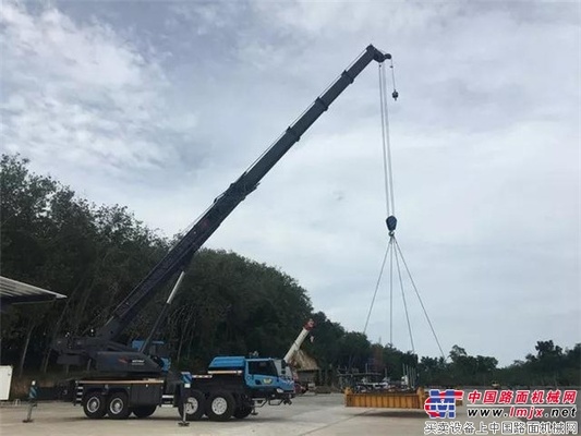 这样的XCT80你肯定没见过，这款车在国外是相当火！
