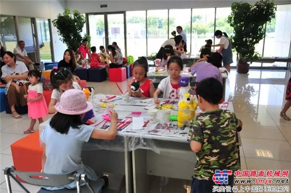 欢乐祥和一日　小松中国工会举办2018年度家庭日活动