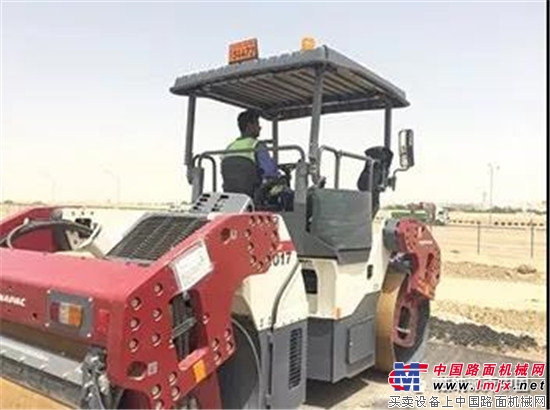 戴纳派克力助科威特油田新区道路开发建设工程