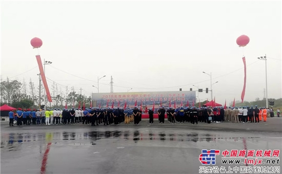 徐工雾炮车助力南京市环卫行业技能大赛，上演不一样的降龙十八掌 
