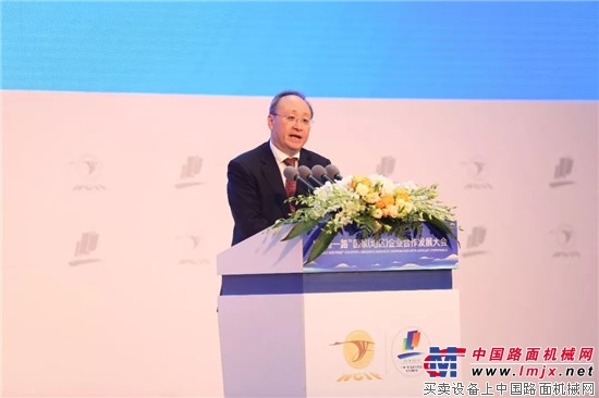 现场直击 听陈其华先生谈智能建设如何助力“一带一路” 