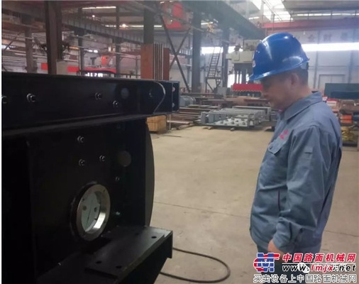 强化参展产品质量巡查、塑造西筑品牌——质量月西筑在行动（三）