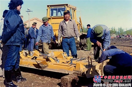 风雨相随，卡特彼勒以实干成就梦想，助力中国建设 