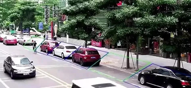 精英路通打造上海首个高位视频路侧停车项目