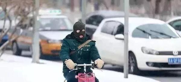 徐工道路：冬季施工安全防范？来这里，听小路为您科普！
