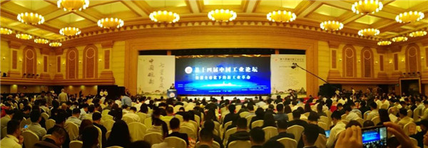 捧回多项大奖！徐工集团获中国榜样企业！