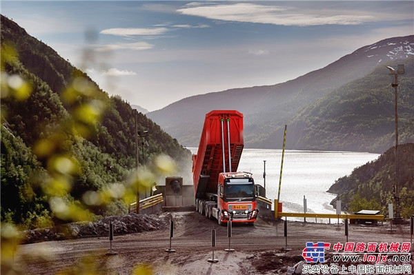 沃尔沃卡车为挪威Brønnøy Kalk AS提供商业自动运输解决方案