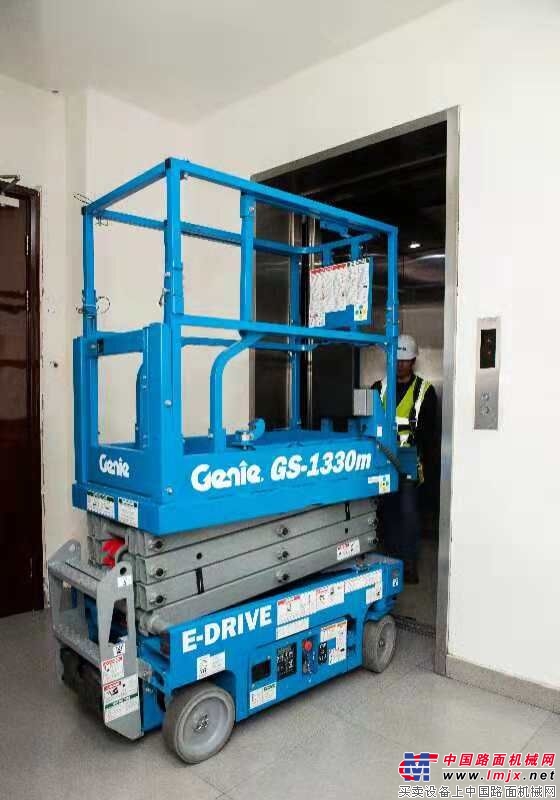 吉尼推出全新GENIE® GSTM-1330m迷你剪型高空作业平台