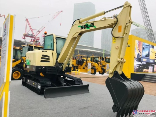 【bauma China 2018】山東臨工在2018上海寶馬展推出純電動概念小型挖掘機