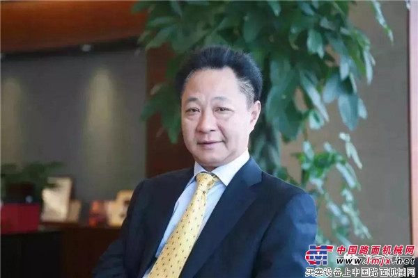 凌宇汽车：麦伯良获“影响中国的深商领袖”称号