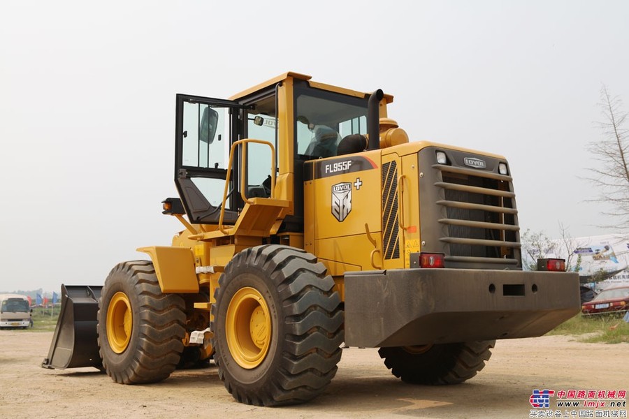 雷沃重工fl955f-etx 轮式装载机 高清图