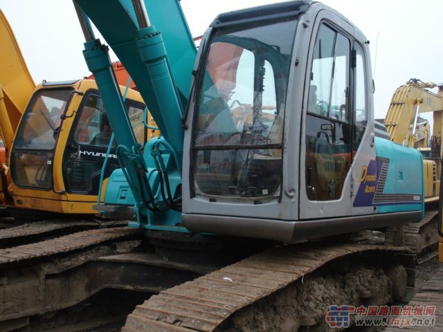供应二手神钢SK230-6挖掘机