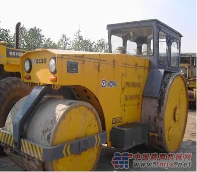 供应二手18T—21T铁三轮压路机