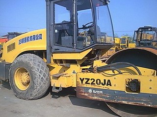 供应洛阳220压路机 夏工三明压路机 13817370863