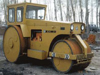 供应二手铁三轮压路机（12T-15T 15T -18T18T -21）压路机