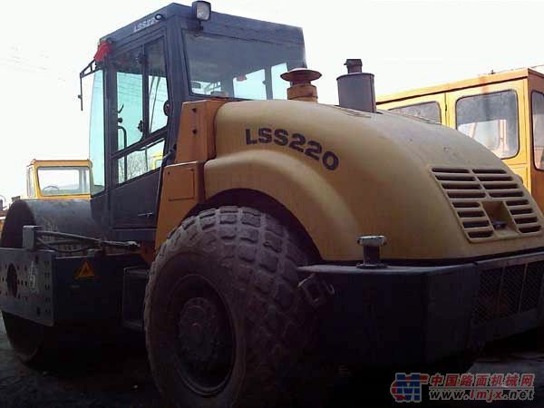 供应二手铁三轮压路机（12T-15T 15T -18T18T -21）