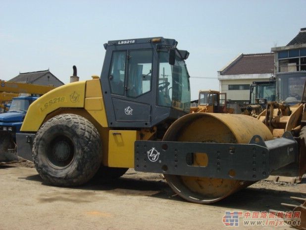 洛阳20吨震动压路机、上海20吨二手压路机市场