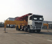 陕汽 德龙F3000 8×4 45米 泵车