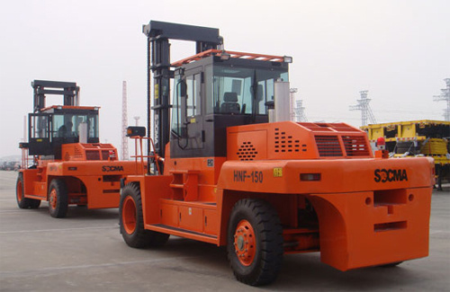 華南重工 HNF150C 集裝箱重箱叉車
