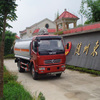 东正东风多利卡加油车
