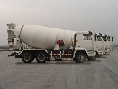鸿达HDT5256GJB1搅拌运输车