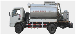 新友 XY5060GLQ型3立方 全自動(dòng)瀝青灑布車(chē)