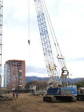 沈建 QUY80 履帶起重機