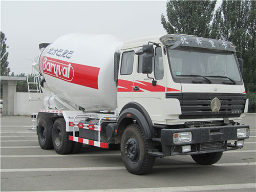 巴里巴BZ5254GJBNA/BZ5254GJBNA4/BZ5254GJBNV4型（北奔12 m3）搅拌运输车