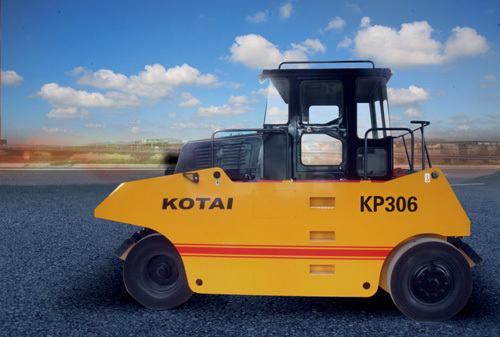 科泰重工KP306轮胎压路机