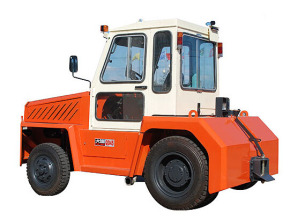 大连叉车QD40内燃牵引车(3.5-5吨)高清图 - 外观
