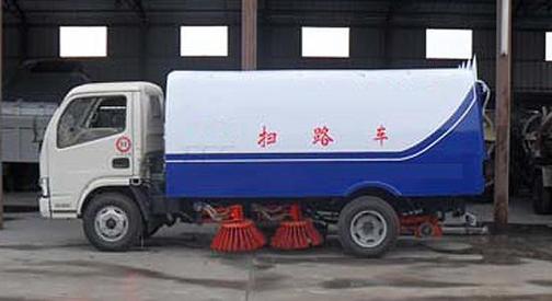 湖北合力东风小霸王扫路车