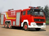 廈工楚勝泡沫消防車-ZZ1167M4617C-8000Kg高清圖 - 外觀