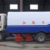 程力东风小霸王扫路车