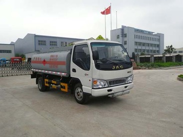 楚飞江淮国四轻卡(4.79立方)加油车