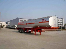 楚飞三轴（42立方）运油半挂车/半挂油罐车高清图 - 外观