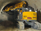 利勃海尔R 924 Compact Tunnel履带式挖掘机高清图 - 外观