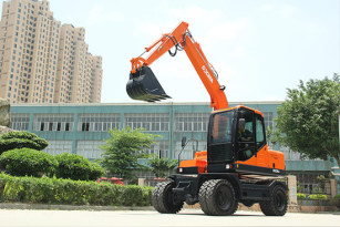 華南重工 HNE80W 輪式挖掘機