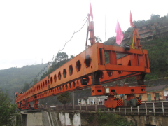 华中建机HZQ系列公铁两用架桥机高清图 - 外观