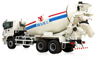 圆友重工12方搅拌运输车
