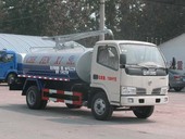 東風 CLW5071GXE4 吸糞車